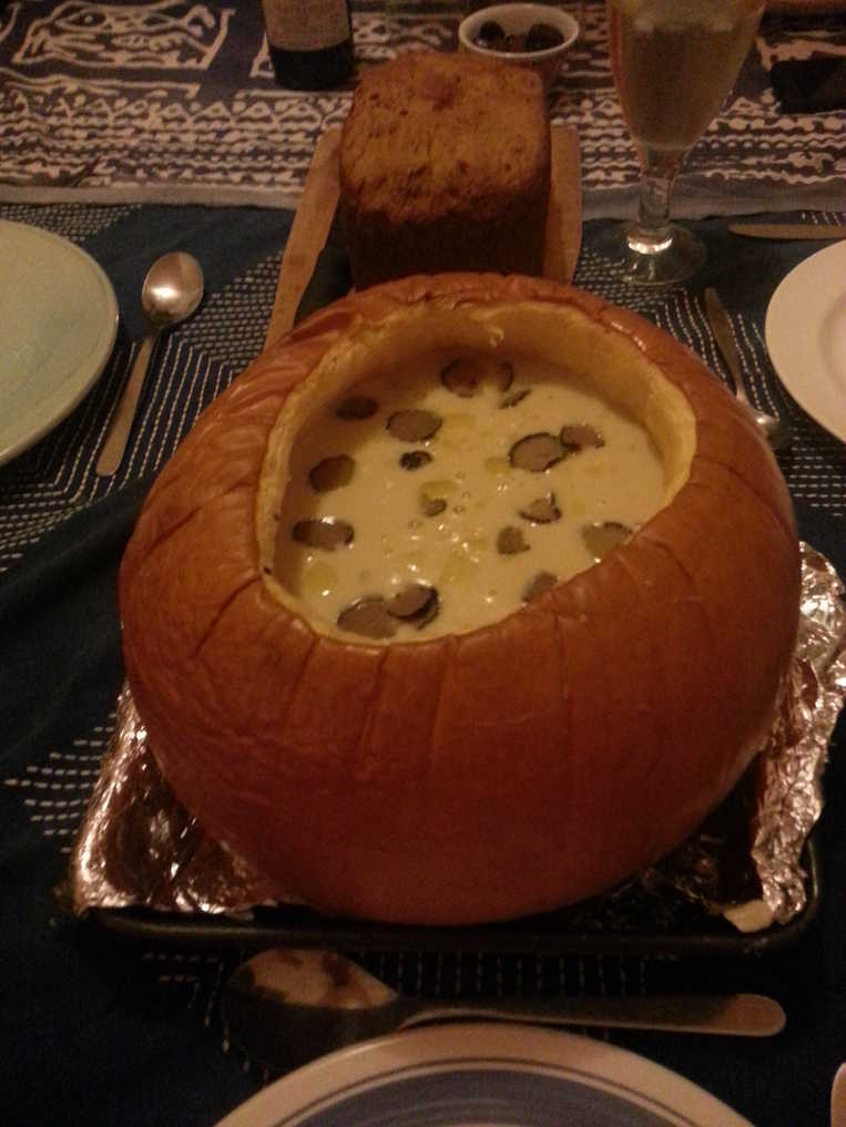 Cream of cauliflower soup with white truffle oil